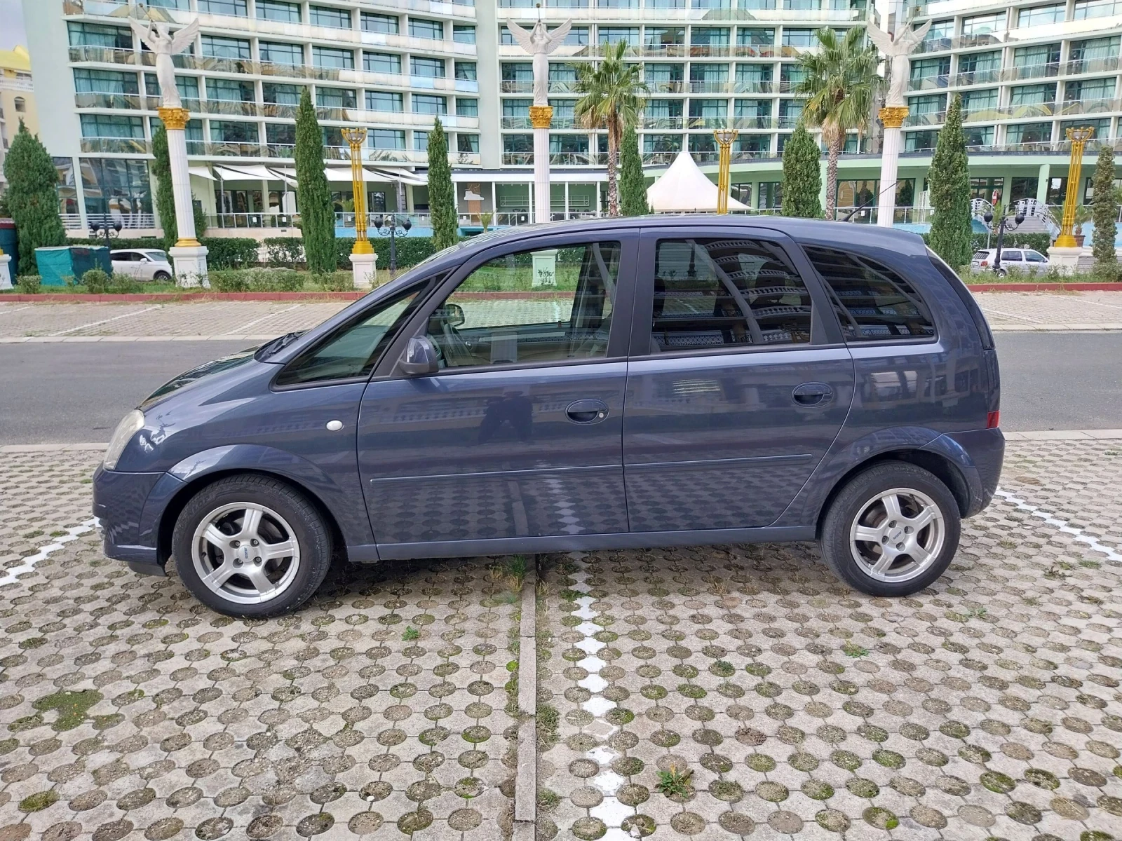 Opel Meriva 1.4 - изображение 4