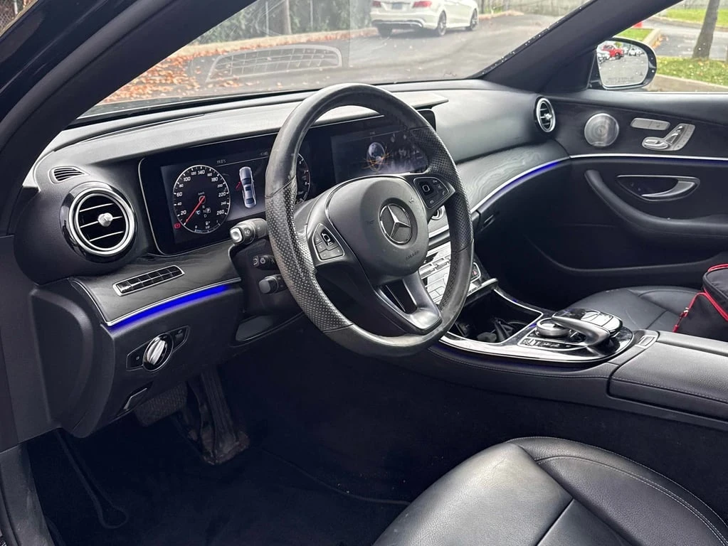 Mercedes-Benz E 300 * CARFAX * БЕЗ ПЪРВОНАЧАЛНА ВНОСКА - изображение 5