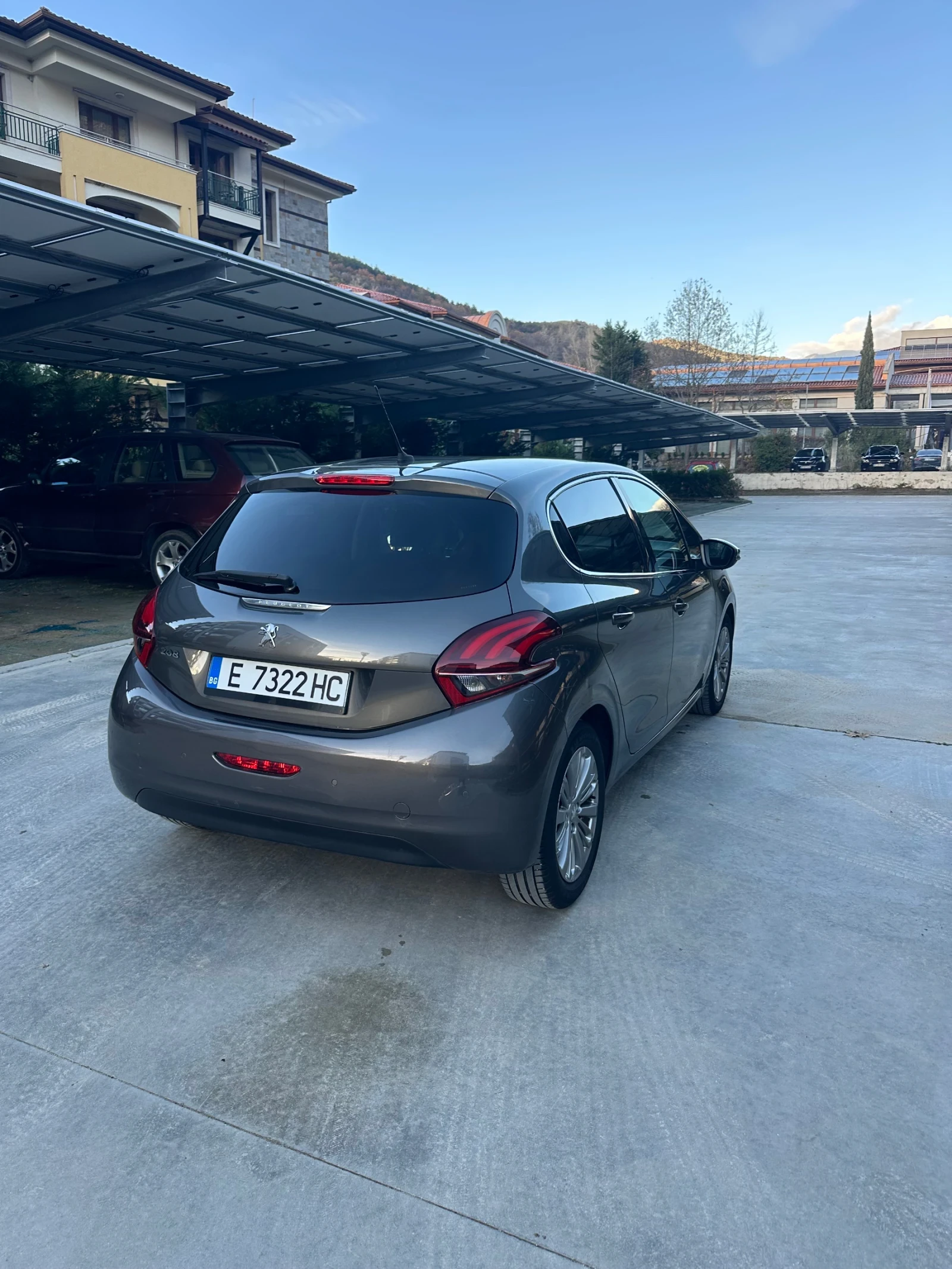Peugeot 208 PureTech Allure | Mobile.bg   4