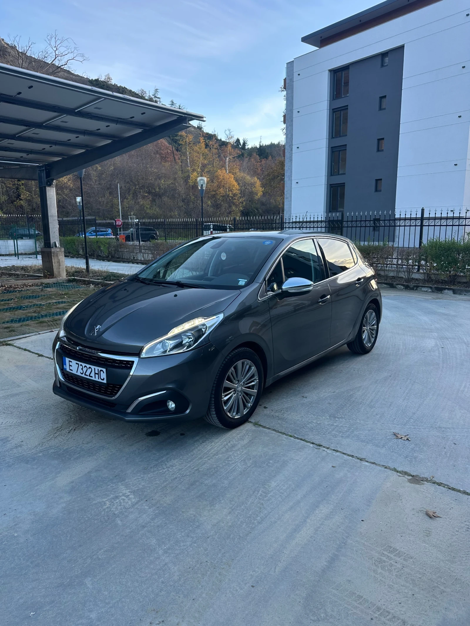 Peugeot 208 PureTech Allure | Mobile.bg   2