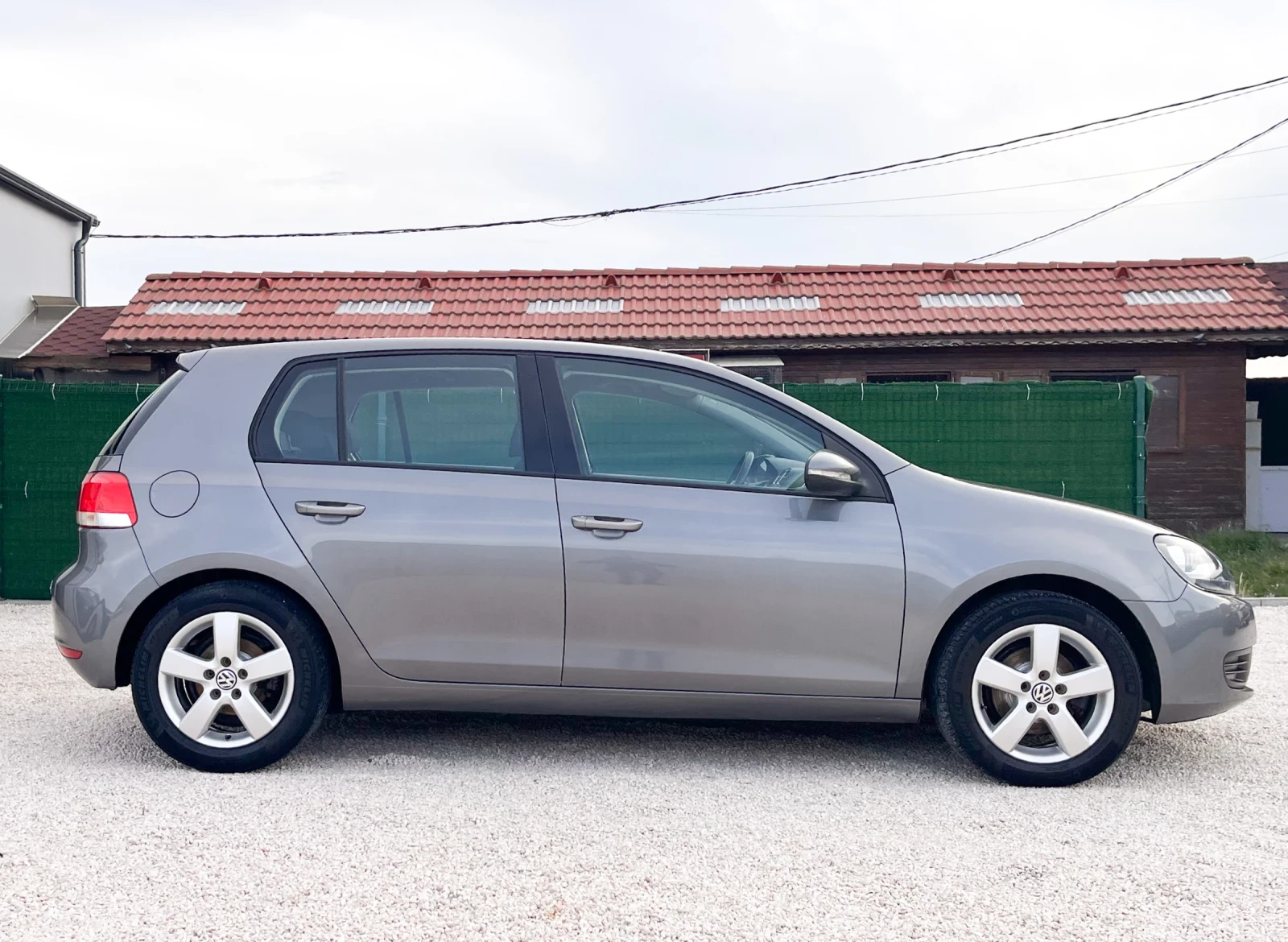 VW Golf 1 6tdi 90ks  - изображение 7