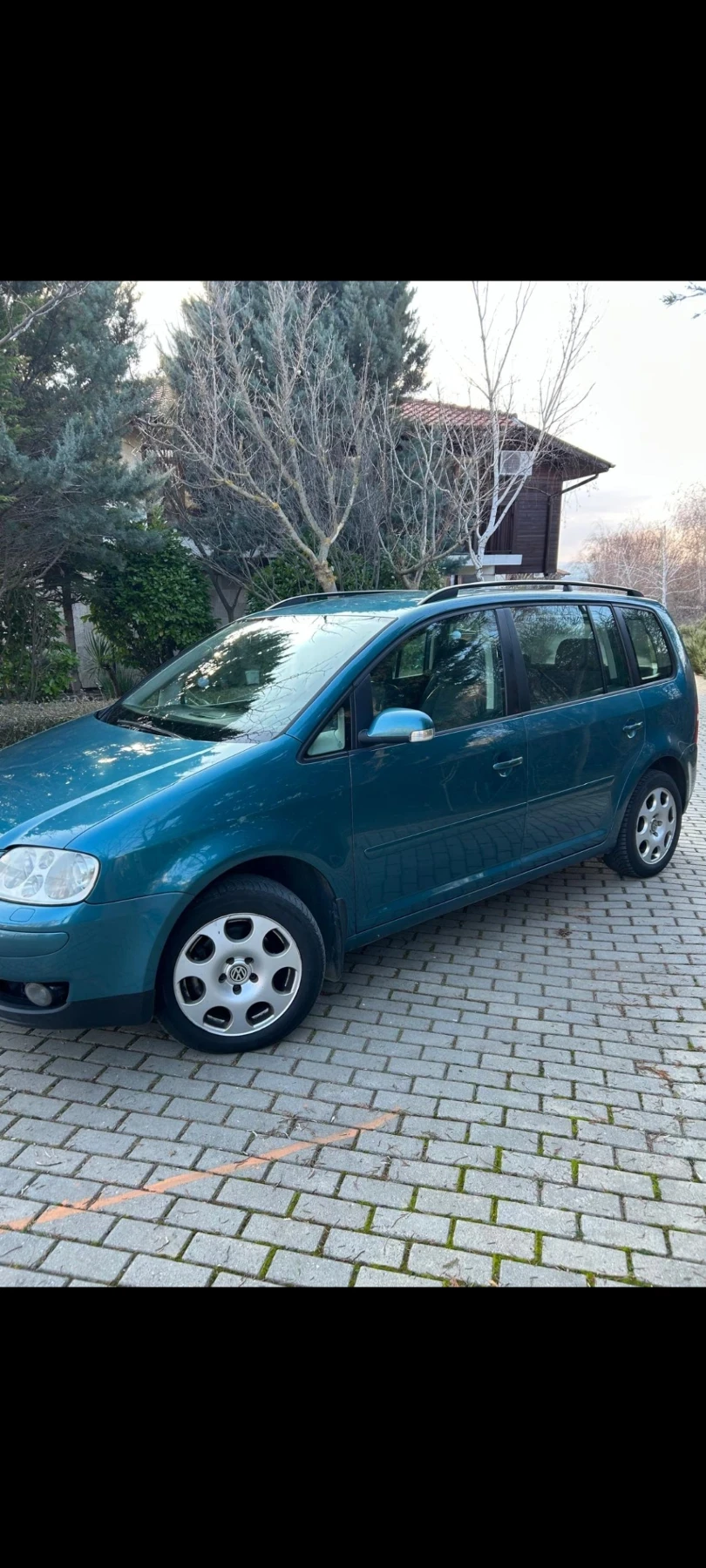 VW Touran  VW Touran 7 местен 2.0 TD?  перфектно състояние  - изображение 2