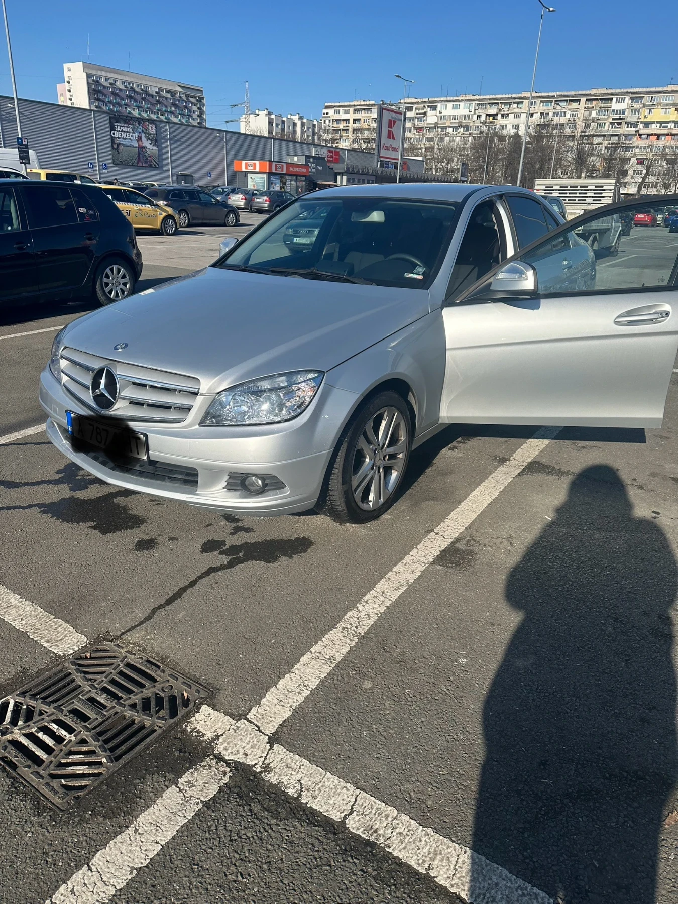 Mercedes-Benz C 220 646, Нова Мултимедия, Нови фарове, Нови гуми