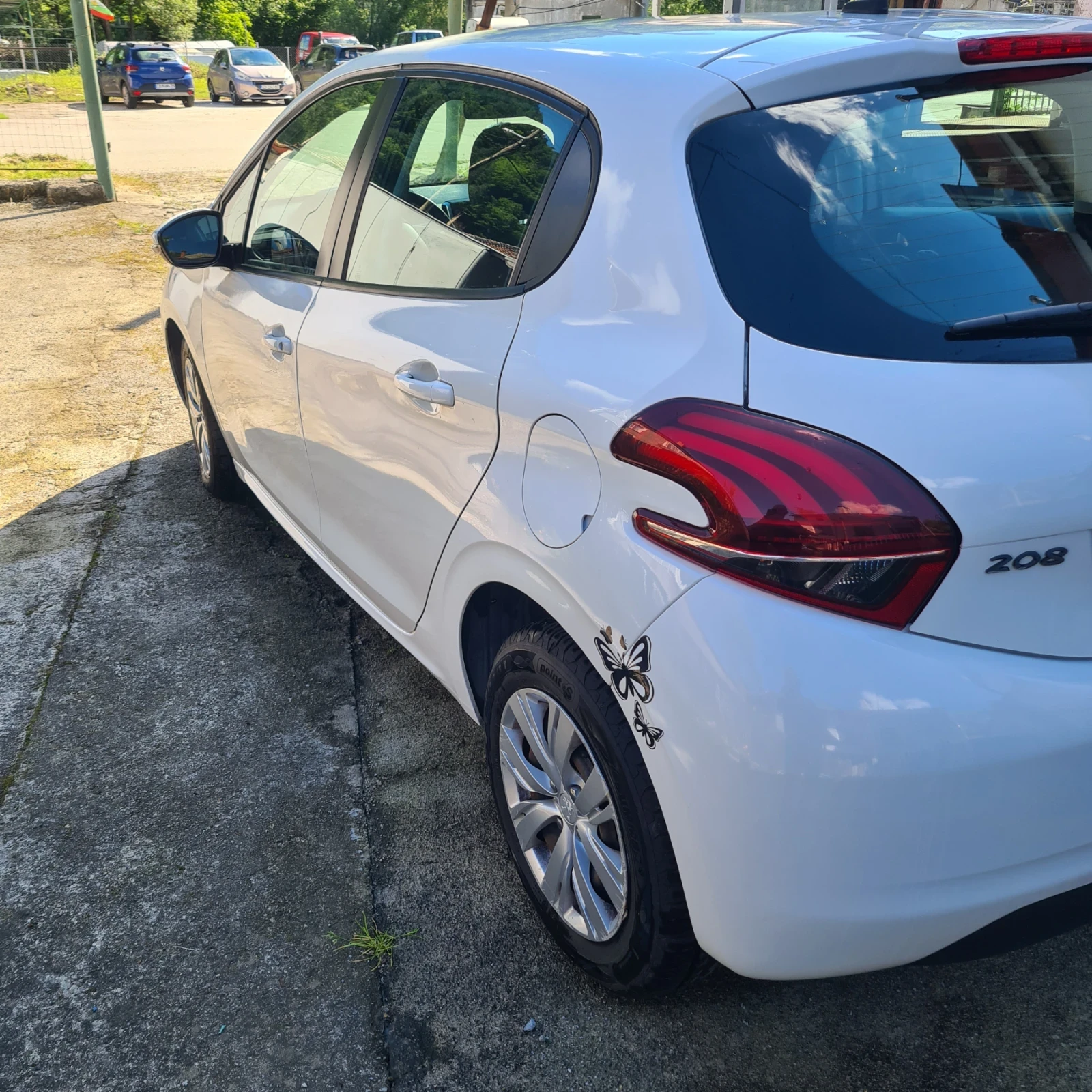 Peugeot 208, снимка 5 - Автомобили и джипове - 54984551
