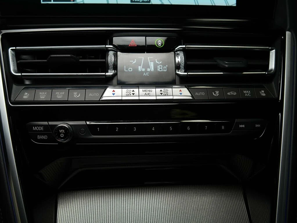 BMW 850 M850 4.4 xDrive, снимка 14 - Автомобили и джипове - 55188663