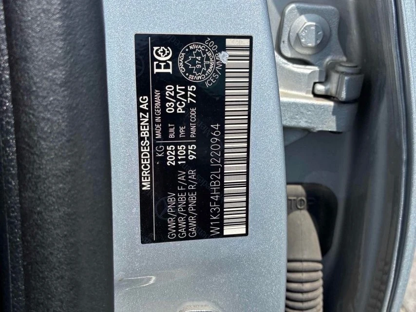 Mercedes-Benz A 250 AMG-LINE* Night Pack* Back cam* Шибидах* Подгрев* , снимка 13 - Автомобили и джипове - 55254570