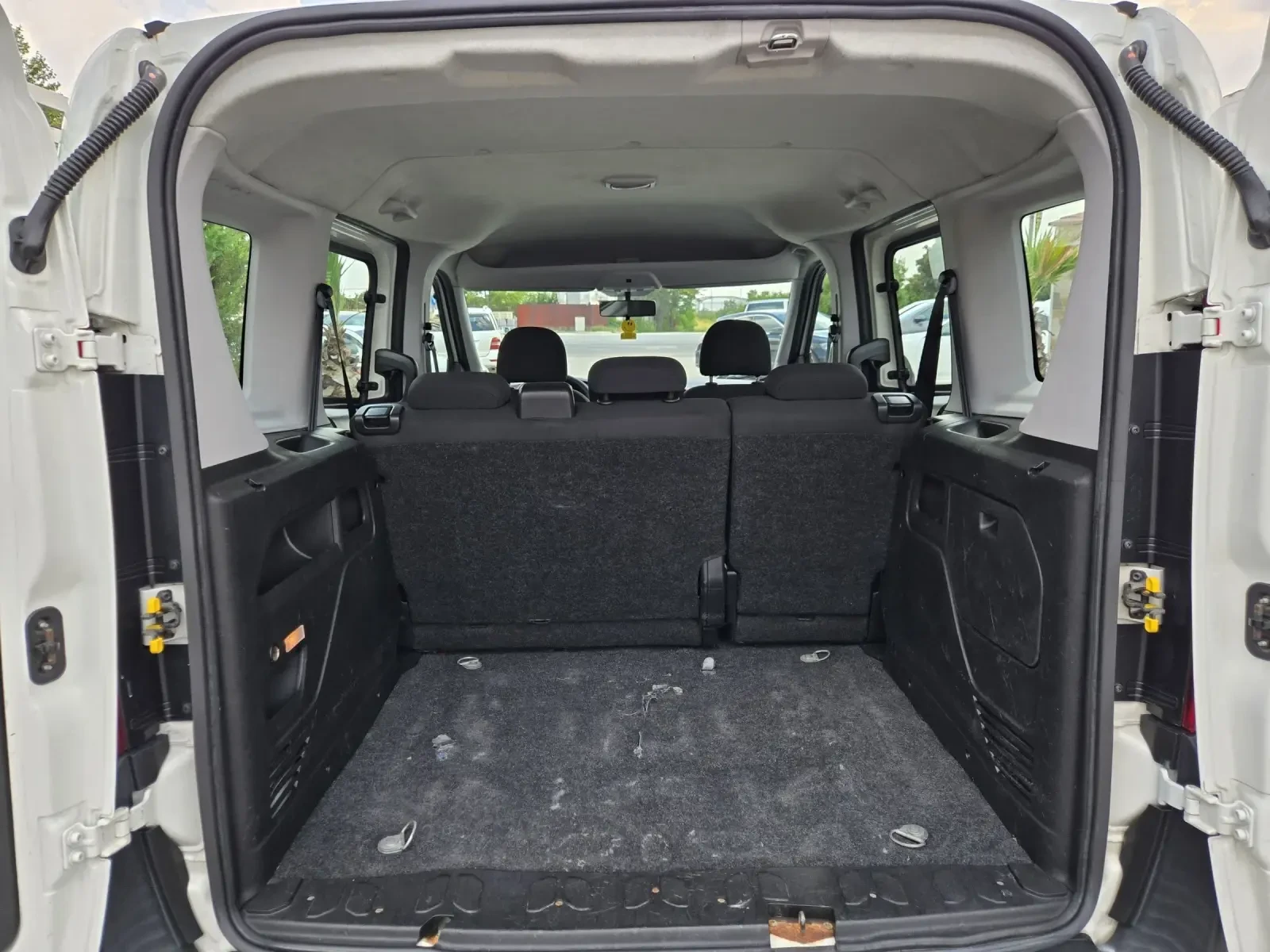 Fiat Doblo 1.3Multijet-95кс= EURO 6B= ПЪТНИЧЕСКИ= N1-5МЕСТА!, снимка 10 - Автомобили и джипове - 55590464