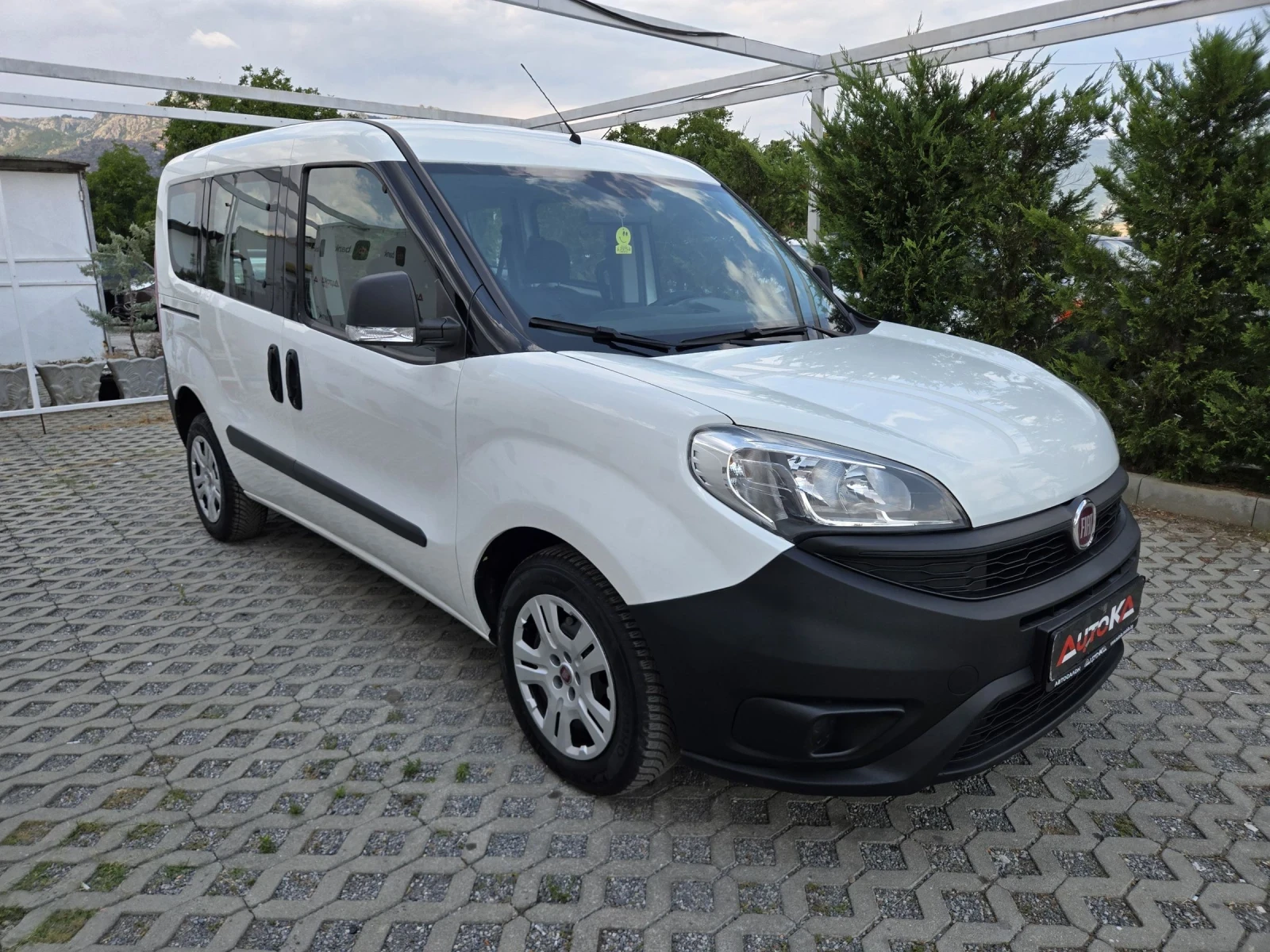 Fiat Doblo 1.3Multijet-95кс= EURO 6B= ПЪТНИЧЕСКИ= N1-5МЕСТА!, снимка 2 - Автомобили и джипове - 55590464