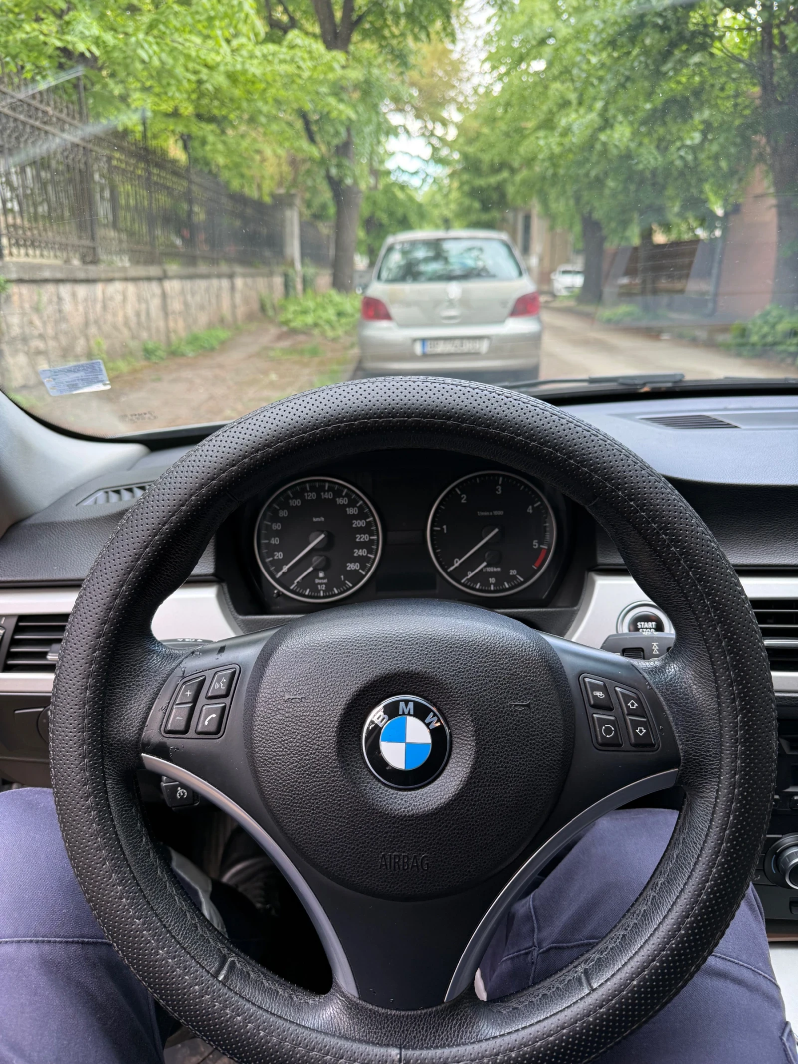 BMW 316 E90 Facelift , снимка 9 - Автомобили и джипове - 55736424