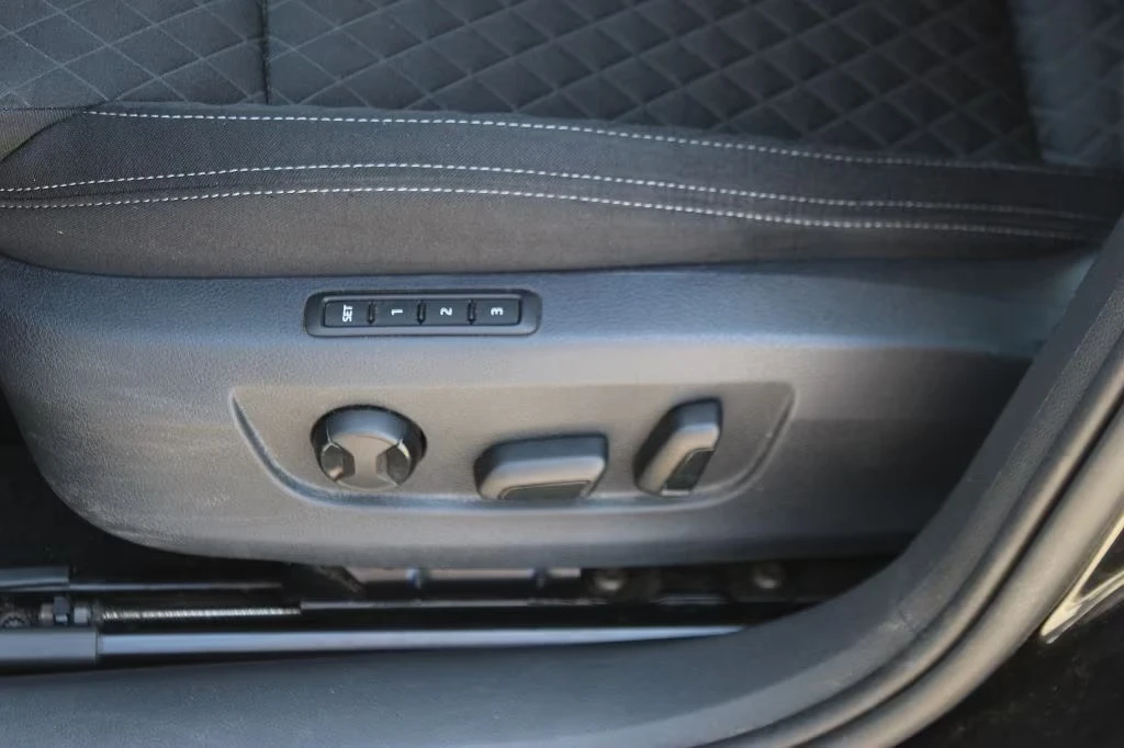 Skoda Superb 4x4 Style Panorama, снимка 9 - Автомобили и джипове - 55811373