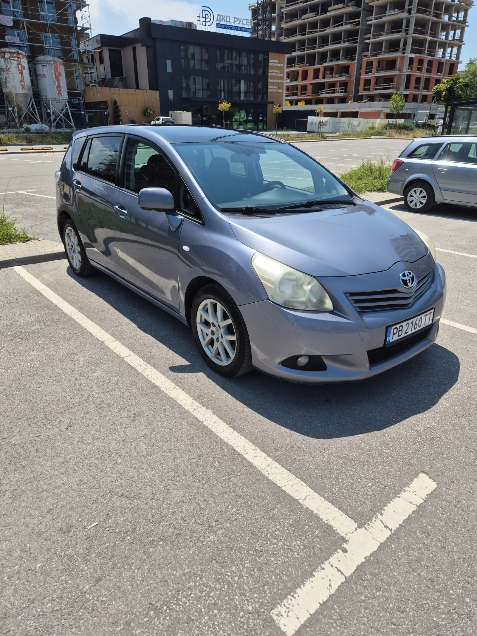 Toyota Verso, снимка 4 - Автомобили и джипове - 55854312
