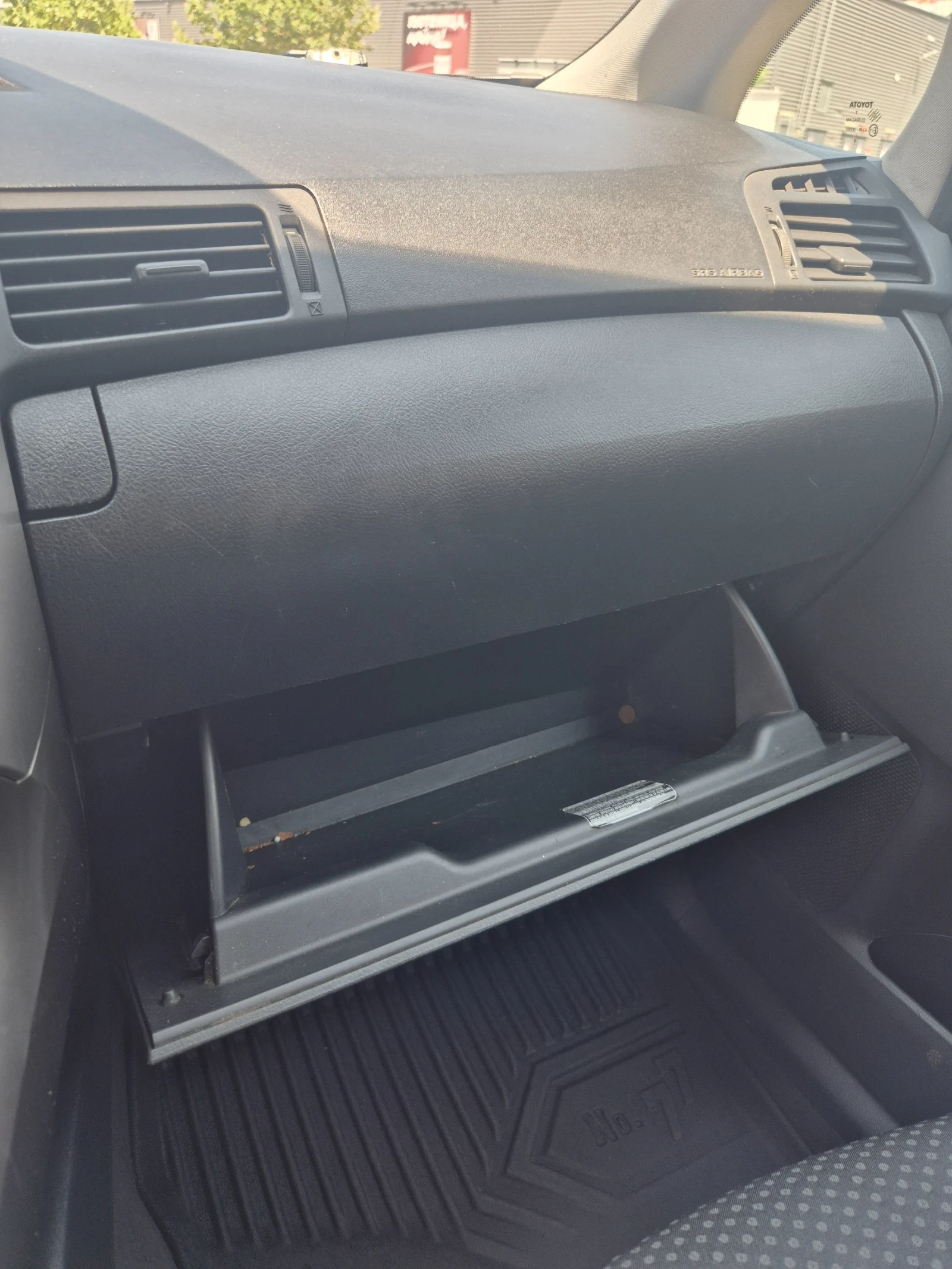 Toyota Verso, снимка 12 - Автомобили и джипове - 55854312