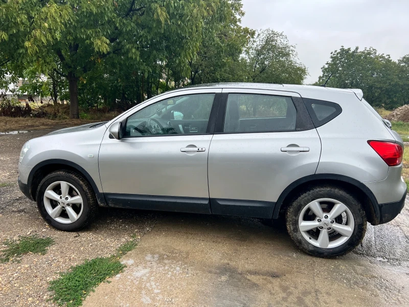 Nissan Qashqai 1.5 DCI, снимка 5 - Автомобили и джипове - 47204191