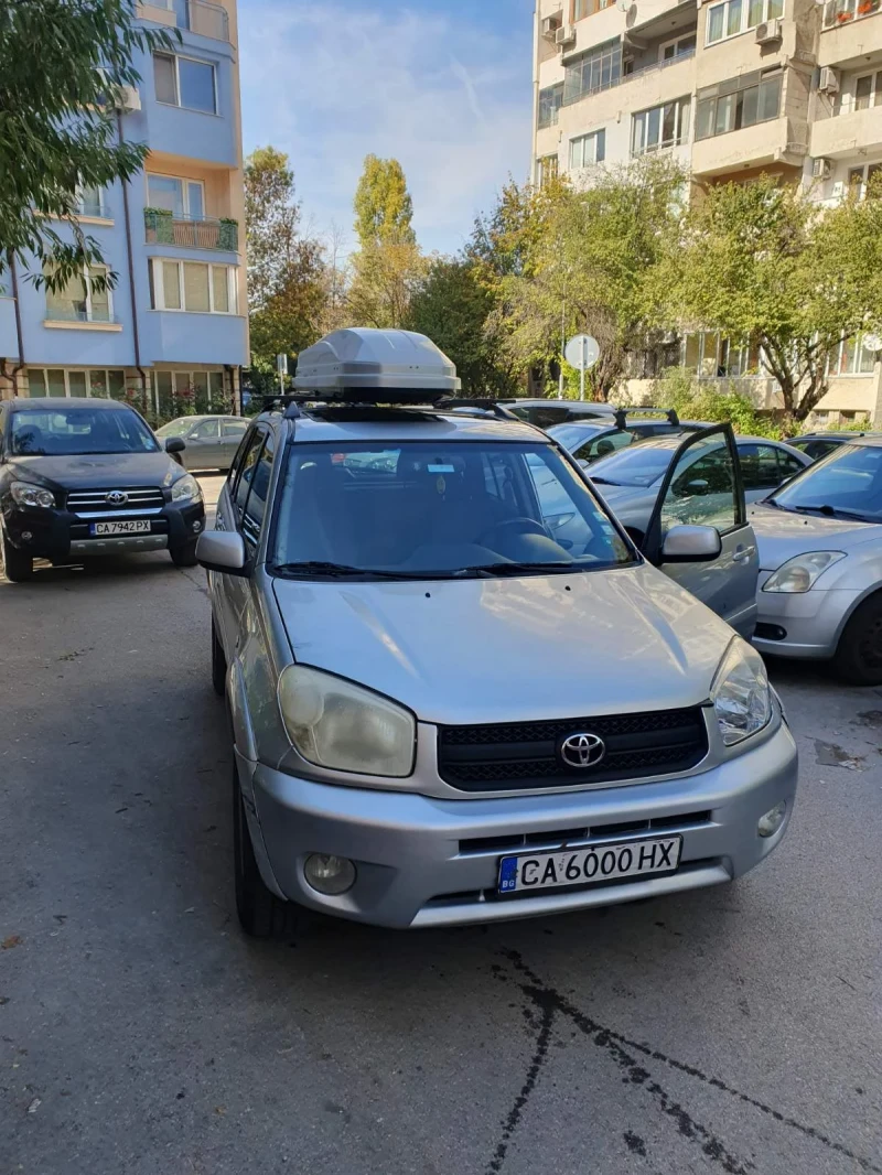 Toyota Rav4, снимка 1 - Автомобили и джипове - 48236148