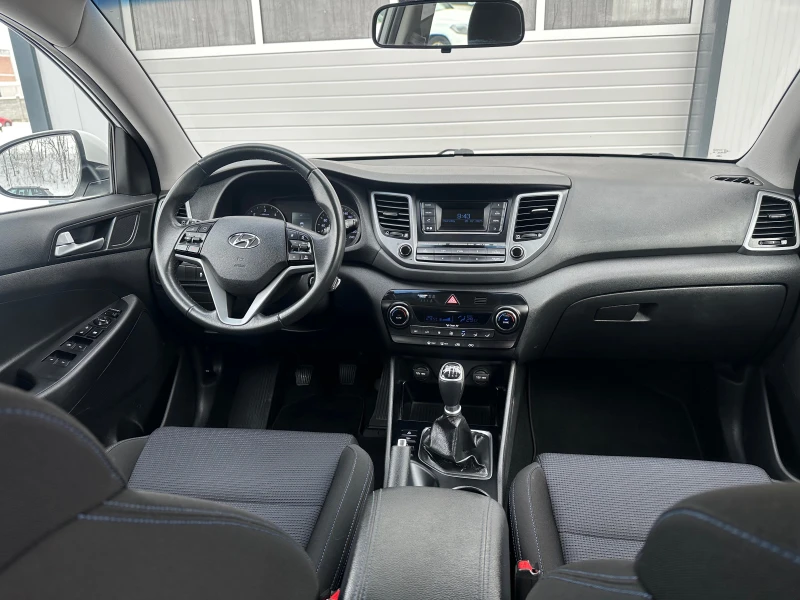 Hyundai Tucson 1.7CRDI ЕВРО 6b КЛИМАТРОНИК АВТОПИЛОТ , снимка 11 - Автомобили и джипове - 49249605