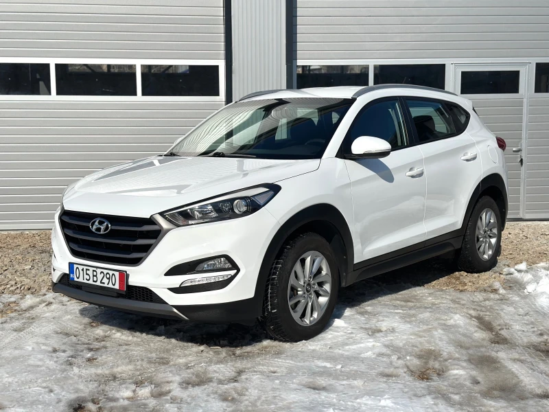 Hyundai Tucson 1.7CRDI ЕВРО 6b КЛИМАТРОНИК АВТОПИЛОТ , снимка 3 - Автомобили и джипове - 49249605