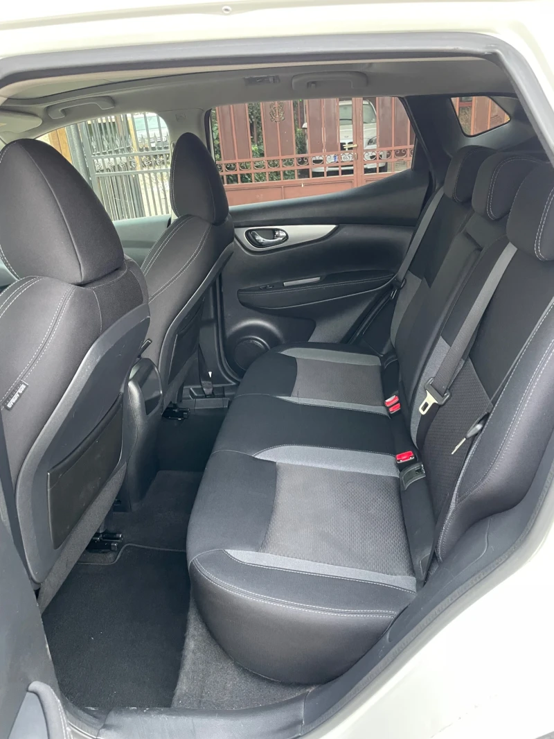 Nissan Qashqai 1.5dci* N-connect* , снимка 14 - Автомобили и джипове - 53010183