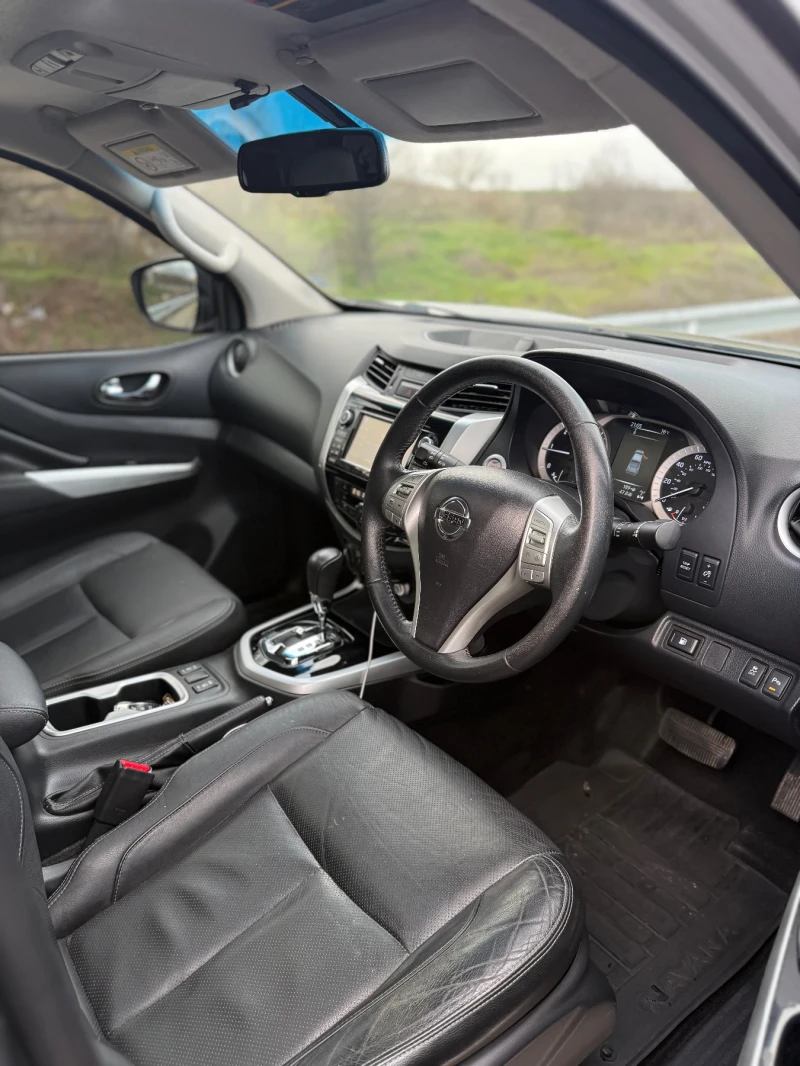 Nissan Navara 2.3 dci, снимка 8 - Автомобили и джипове - 53012495