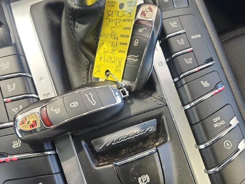 Porsche Macan S* PANO* HEATED SEATS* MEMORY* Navi, снимка 7 - Автомобили и джипове - 53344913
