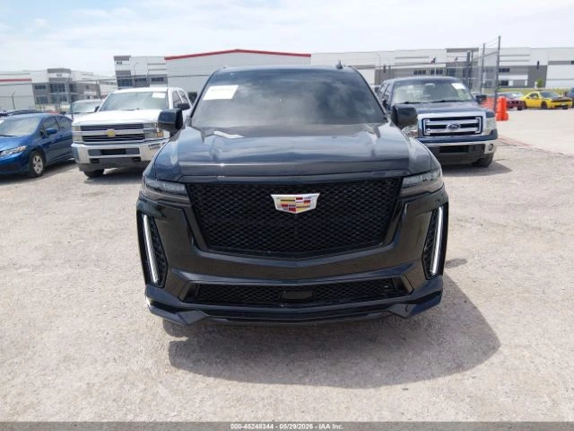Cadillac Escalade 4WD SPORT PLATINUM, снимка 12 - Автомобили и джипове - 54772851