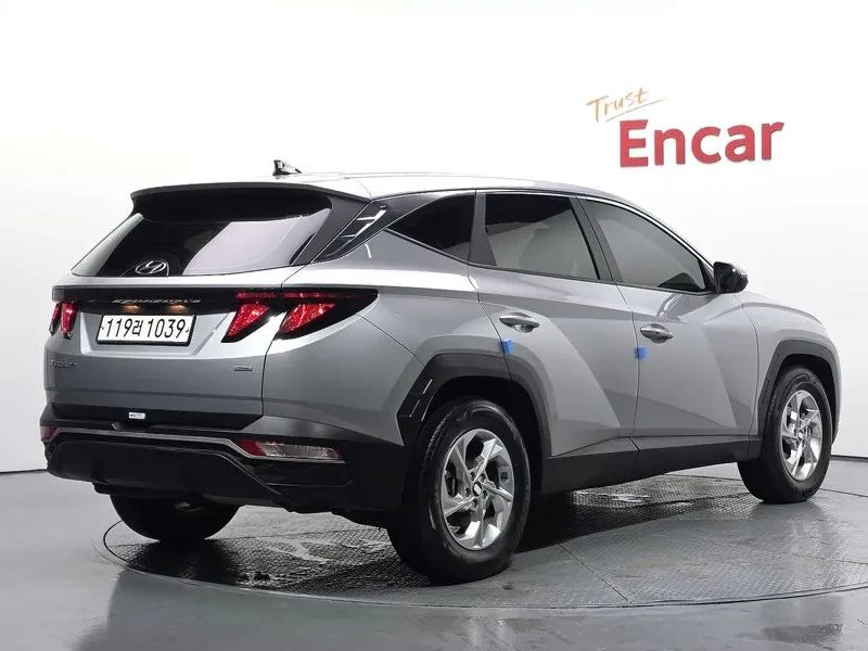 Hyundai Tucson 2.0 4WD MODERN, снимка 2 - Автомобили и джипове - 55802141