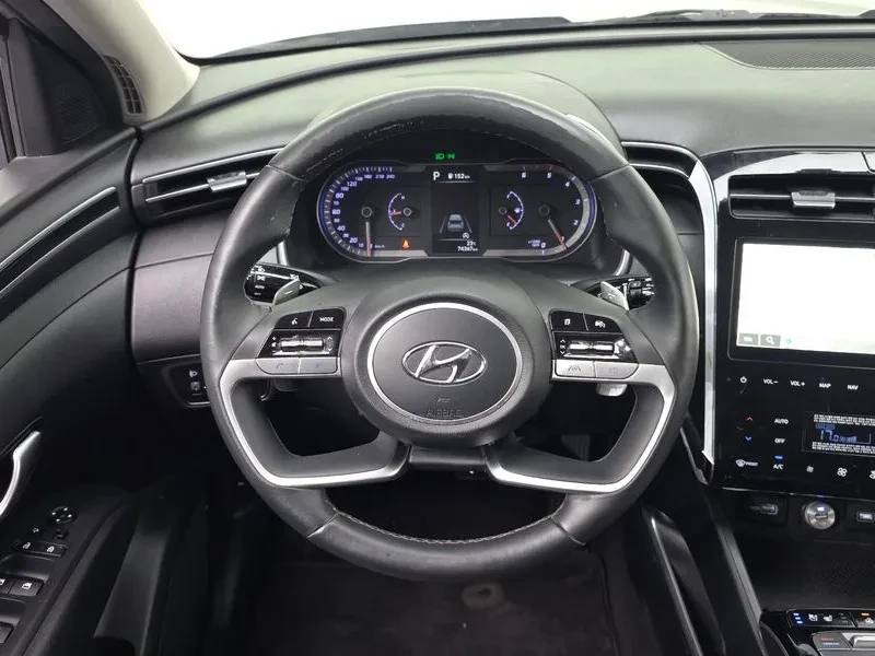 Hyundai Tucson 2.0 4WD MODERN, снимка 14 - Автомобили и джипове - 55802141