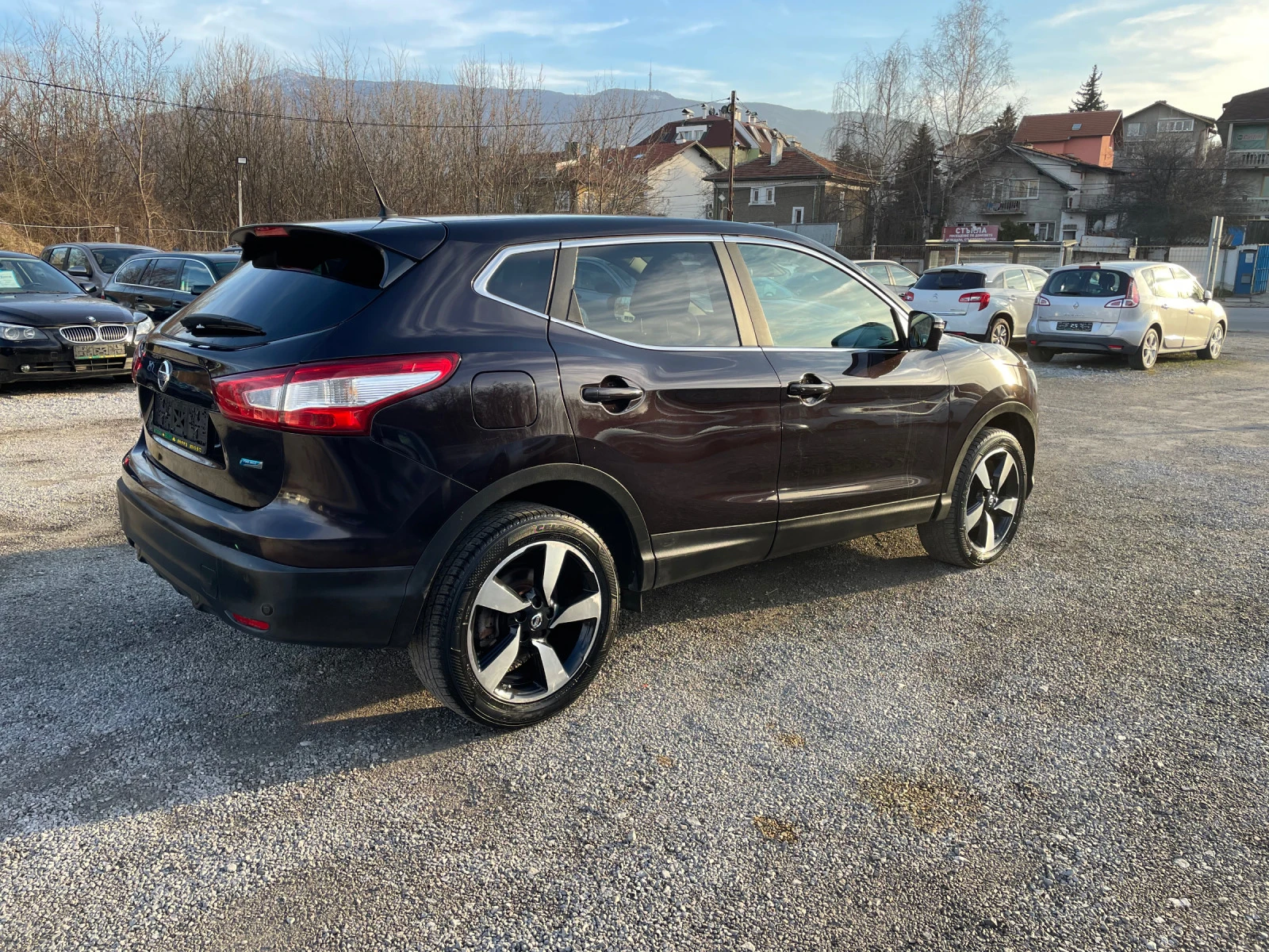 Nissan Qashqai 70000 КМ, 1.5 dci  - изображение 4