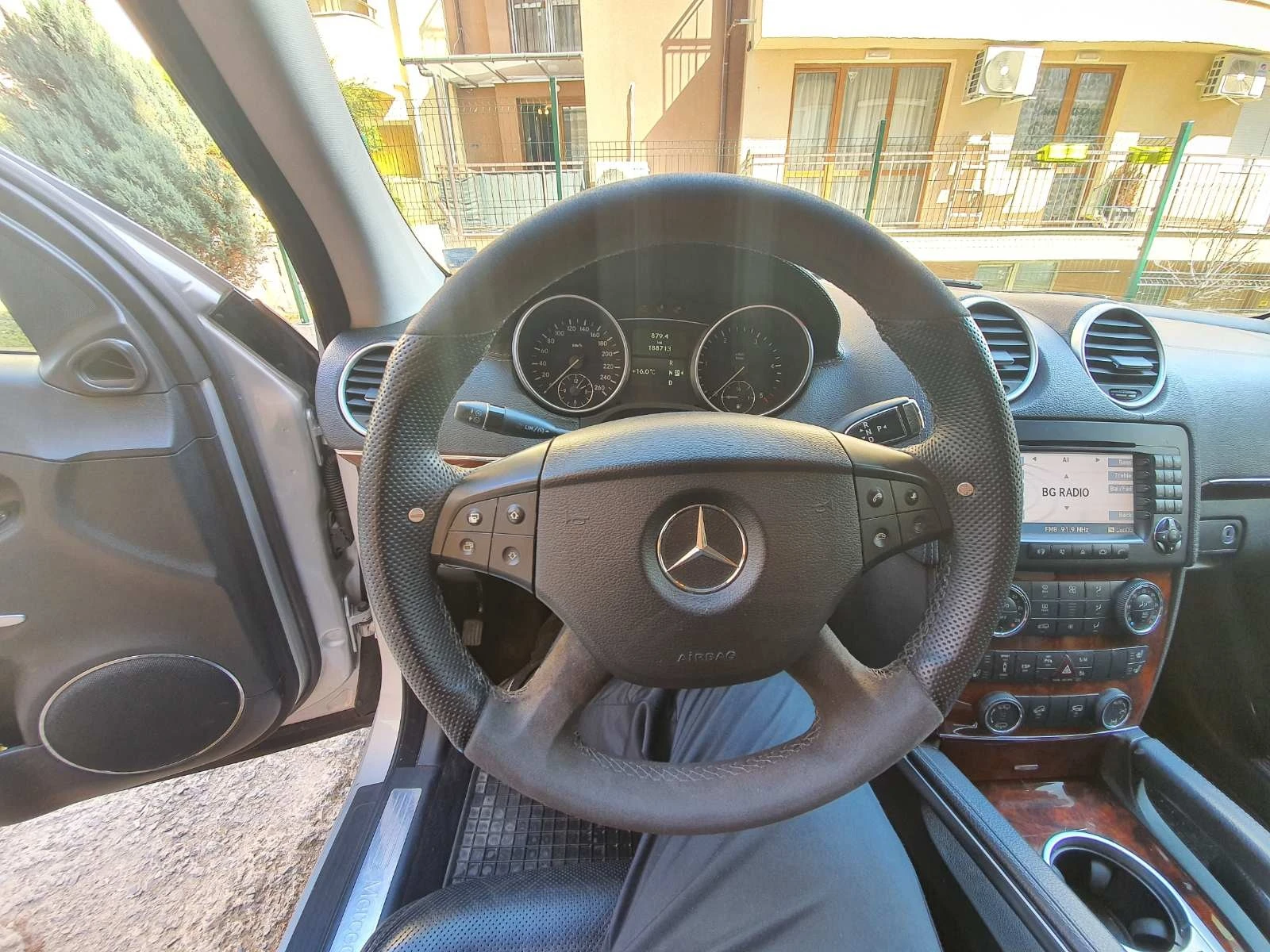 Mercedes-Benz GL 320 - изображение 8