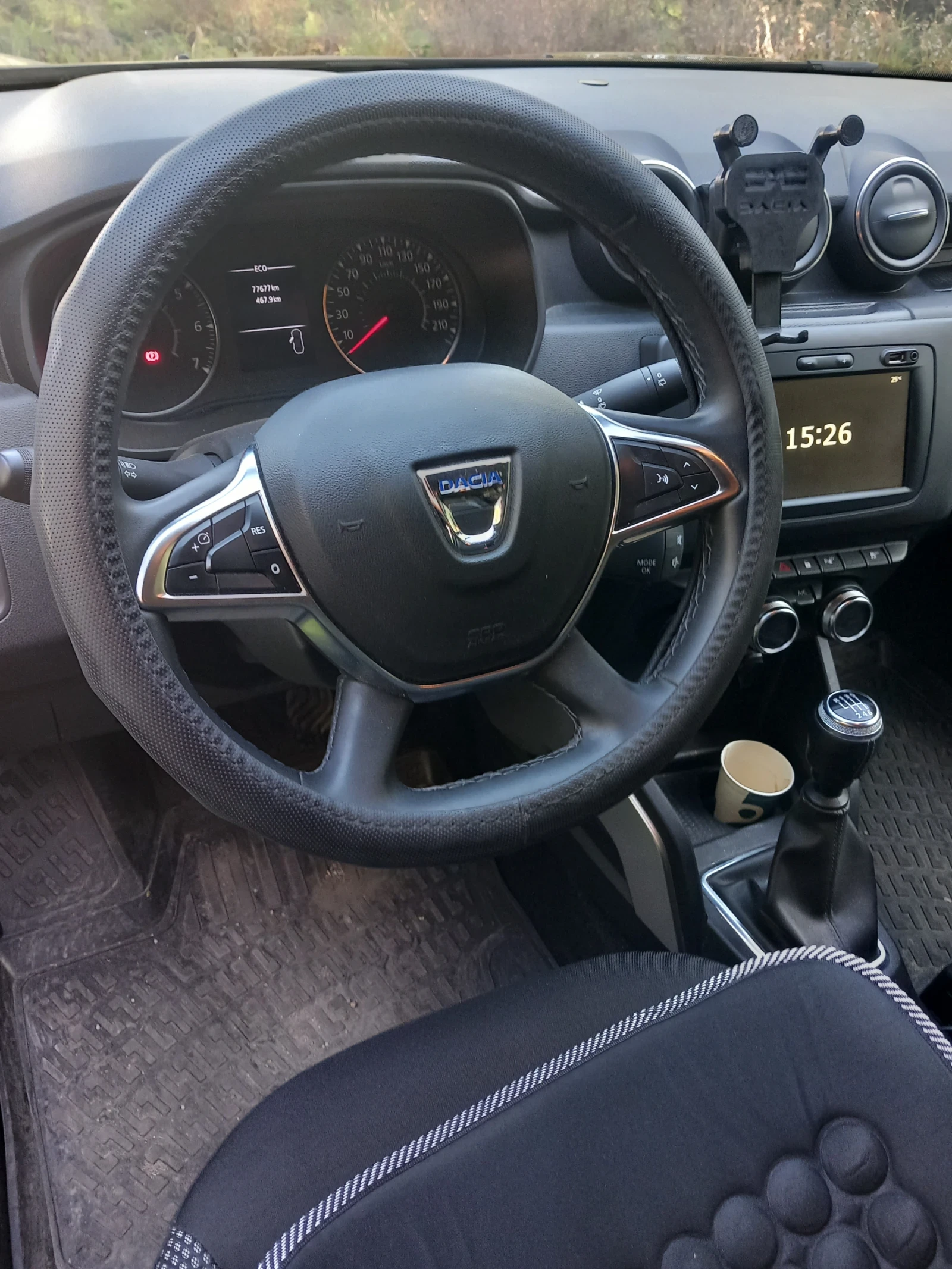 Dacia Duster 1.6 SCE 4x4 PRESTIGE - изображение 8