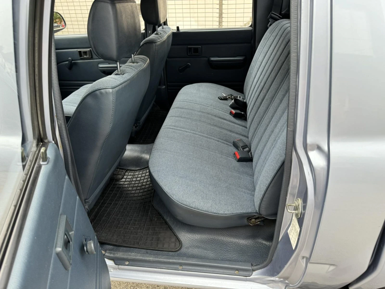 Toyota Hilux  - изображение 10