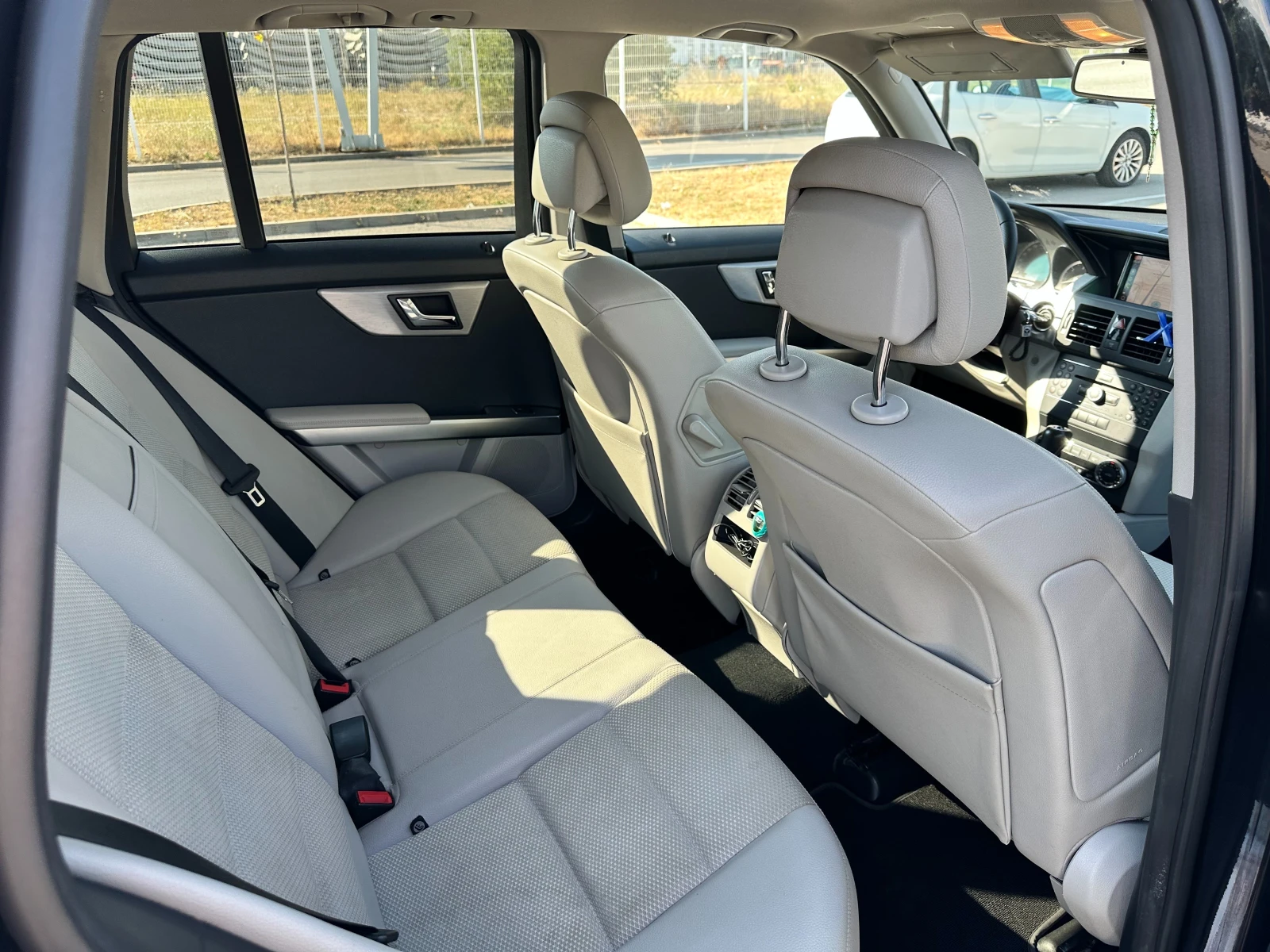 Mercedes-Benz GLK  - изображение 6