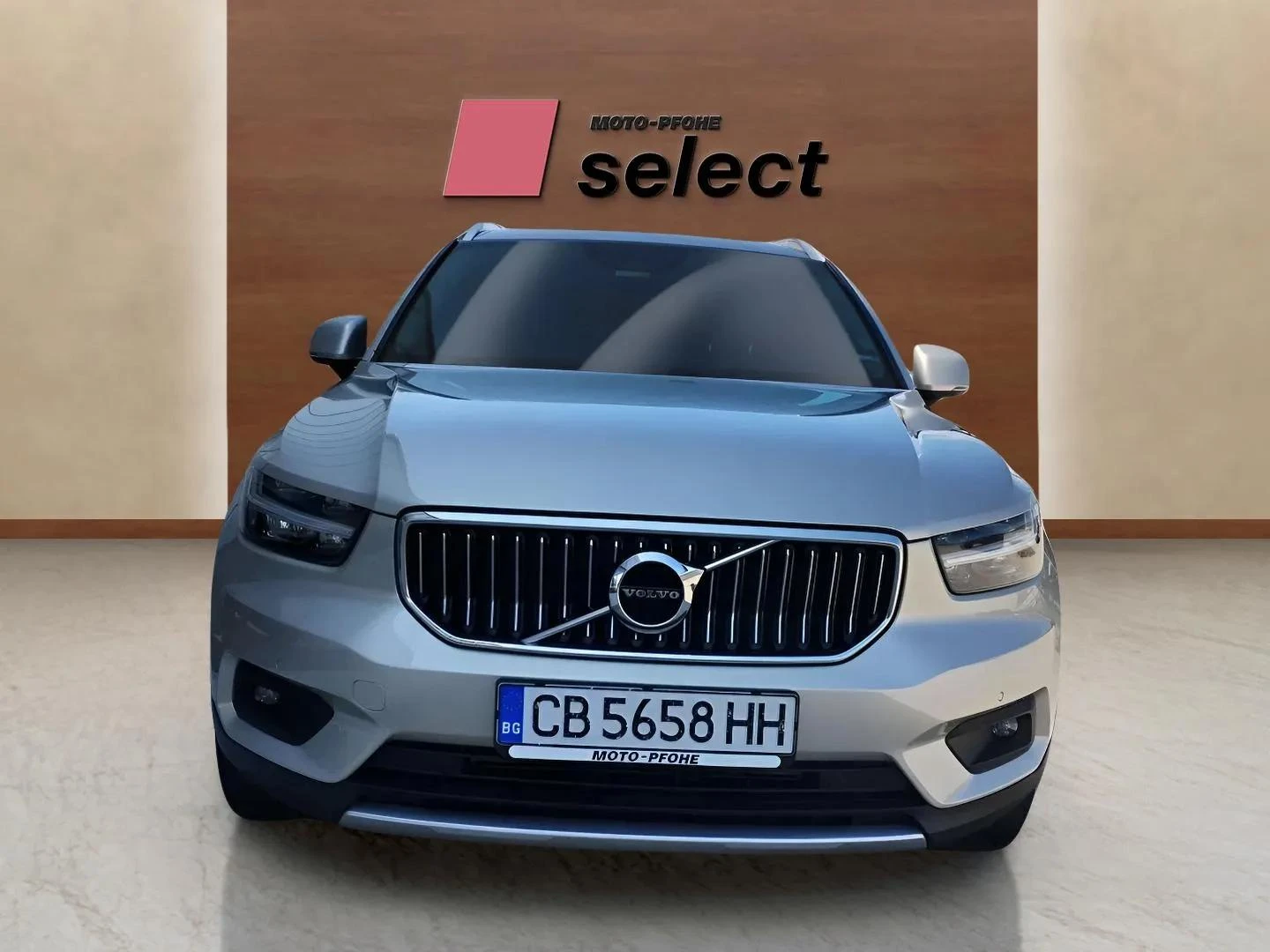Volvo XC40 2.0 D4 - изображение 2