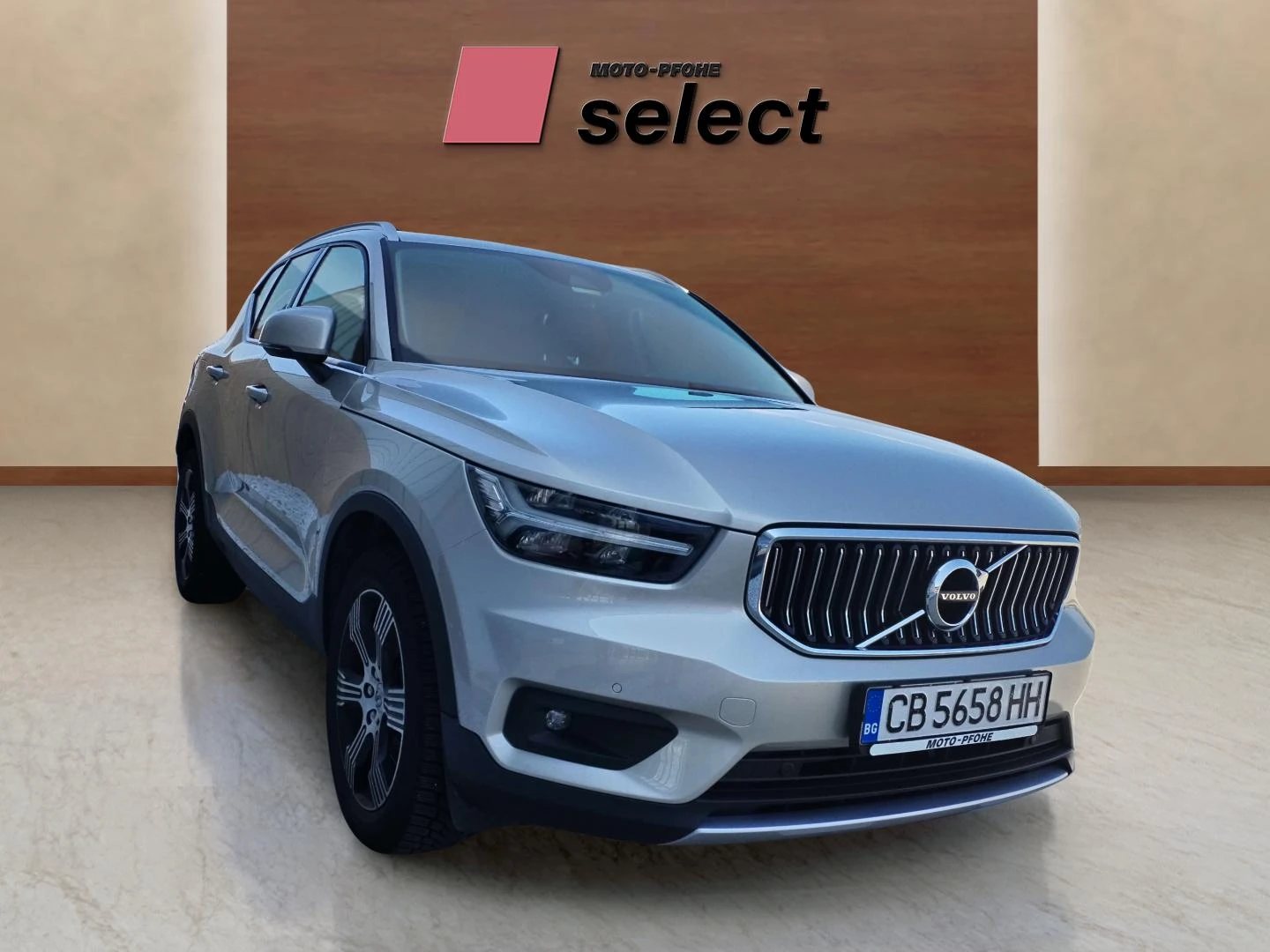 Volvo XC40 2.0 D4 - изображение 7
