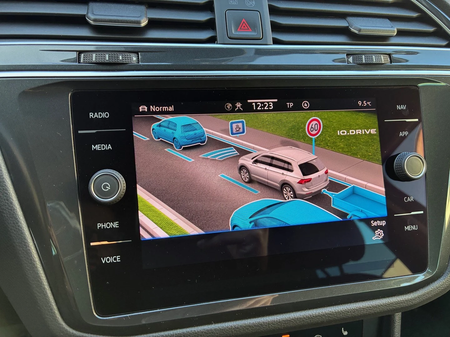VW Tiguan Elegance 2.0 TDI SCR 4MOTION DSG | Mobile.bg � ����������� 17