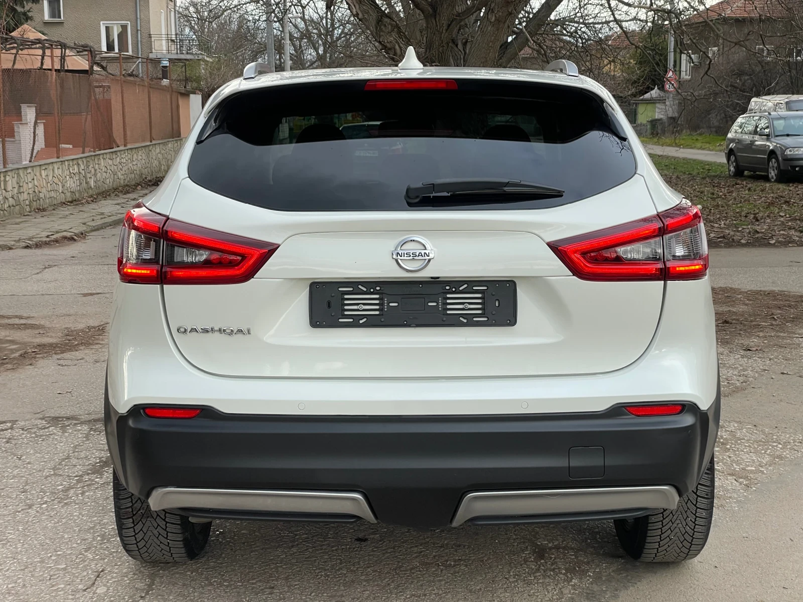 Nissan Qashqai 1.5dci* N-connect*  - изображение 6