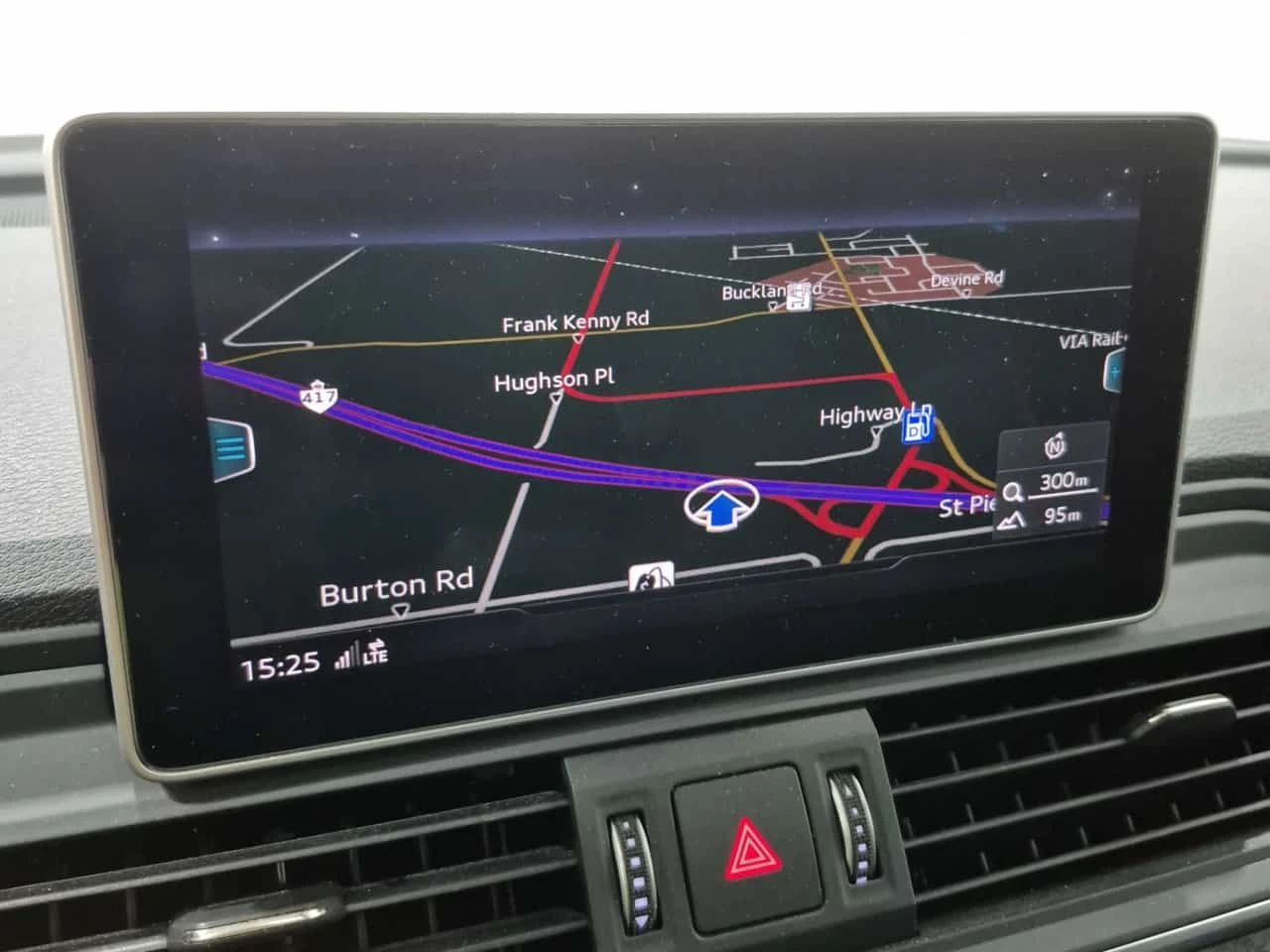 Audi Q5 * PROGRESSIV* ДВА КЛЮЧА* ПАНОРАМА* ПОДГРЕВИ* , снимка 11 - Автомобили и джипове - 53953746