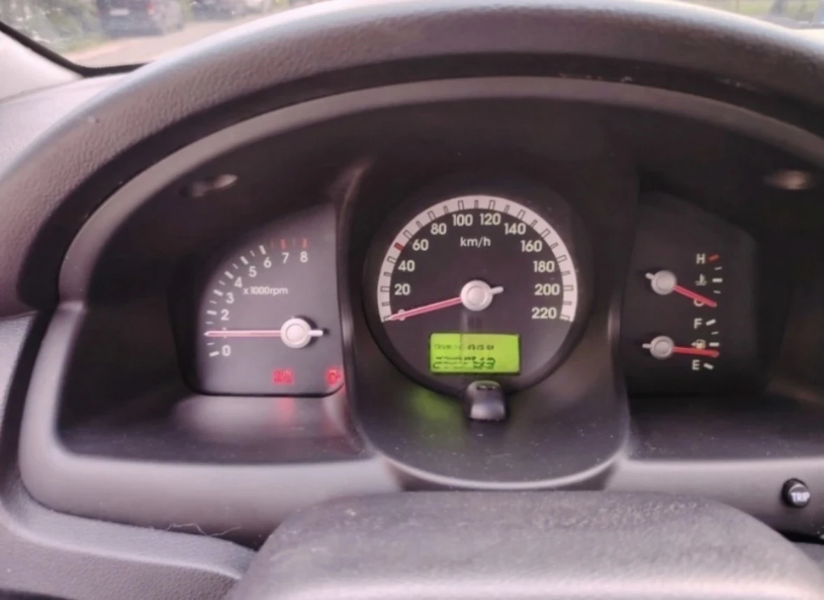 Kia Sportage, снимка 8 - Автомобили и джипове - 54095846