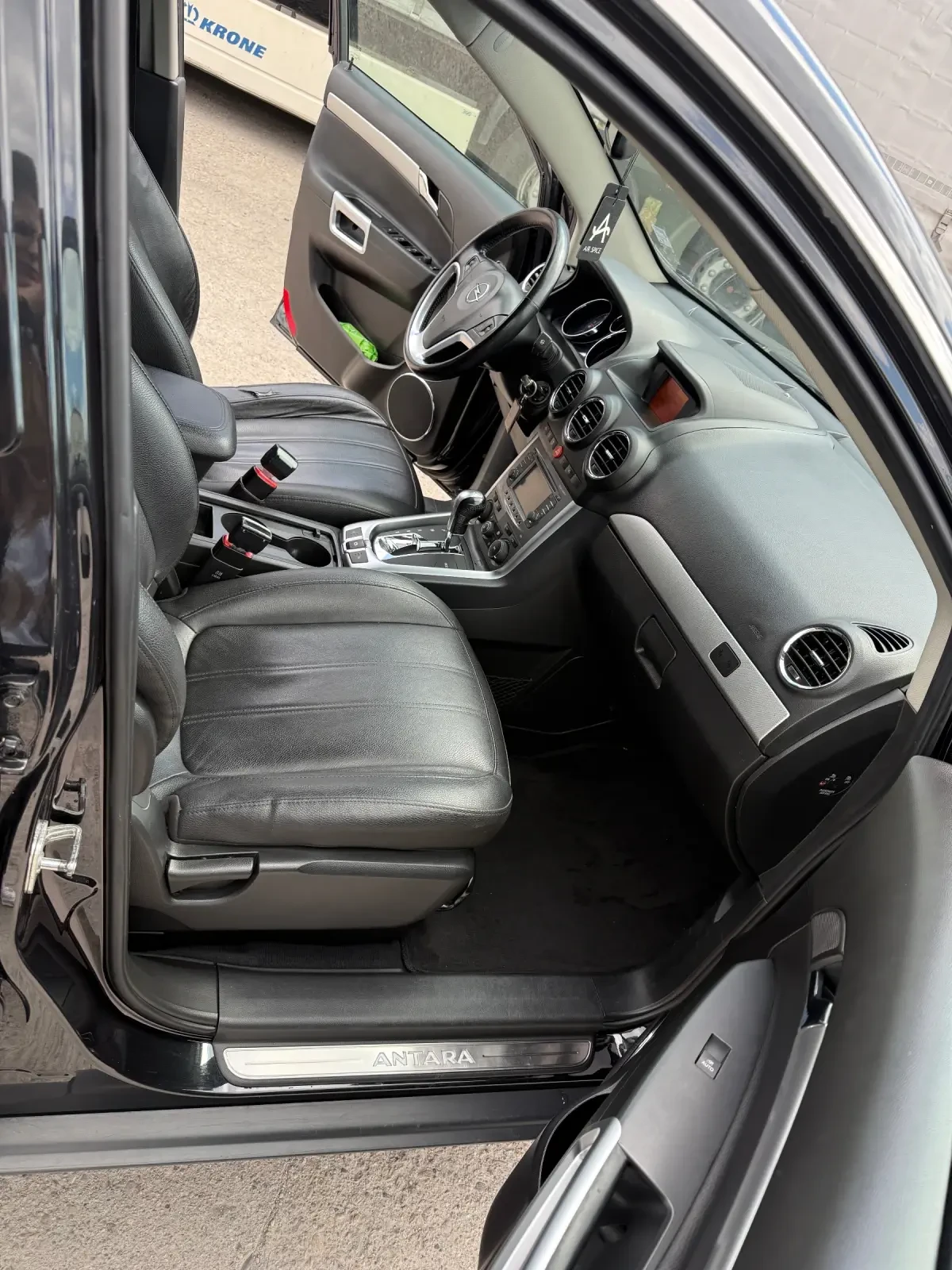 Opel Antara 4x4 , снимка 13 - Автомобили и джипове - 54181910
