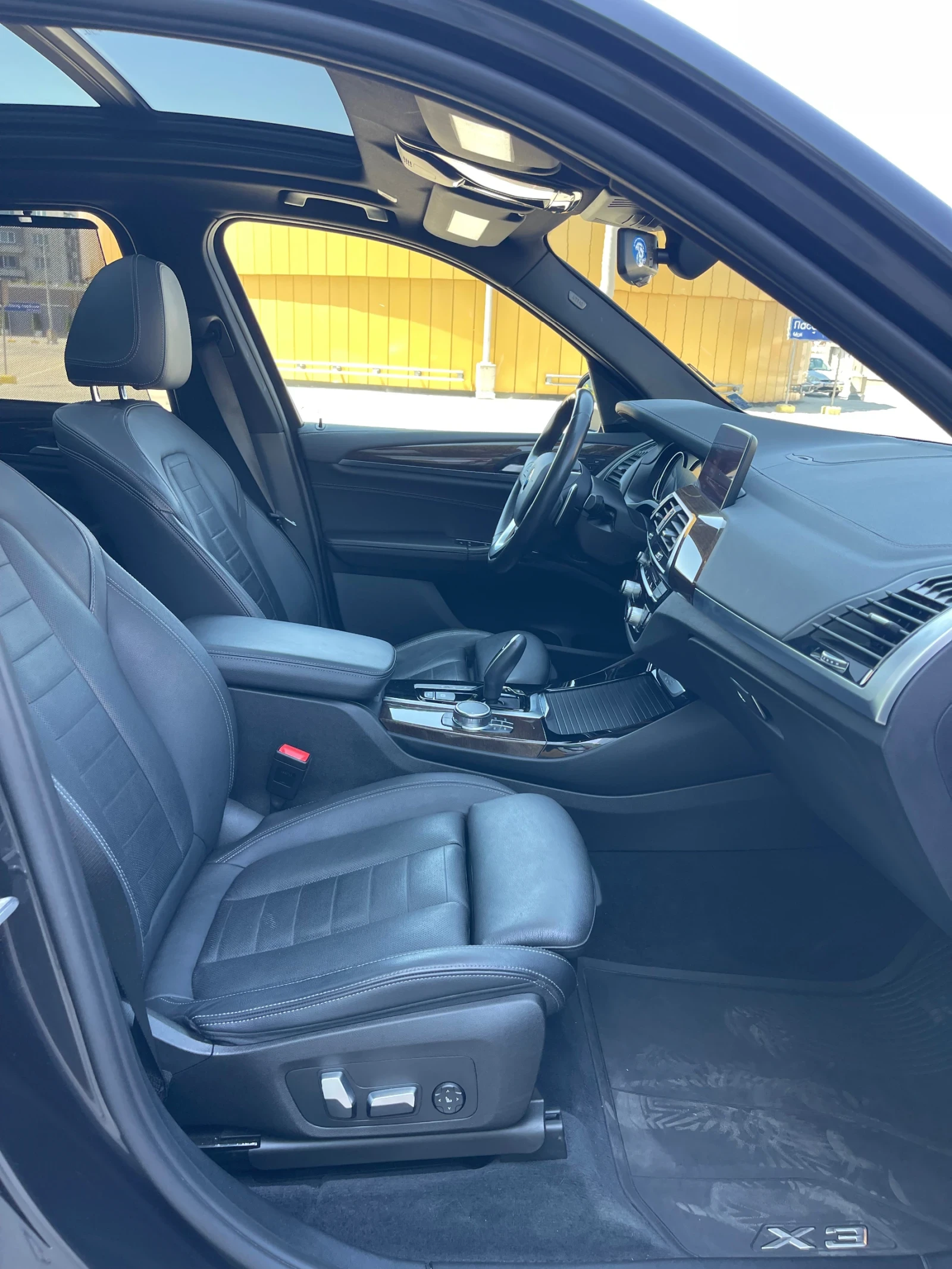 BMW X3 3.0i Xdrive Full Loaded, снимка 6 - Автомобили и джипове - 54247115