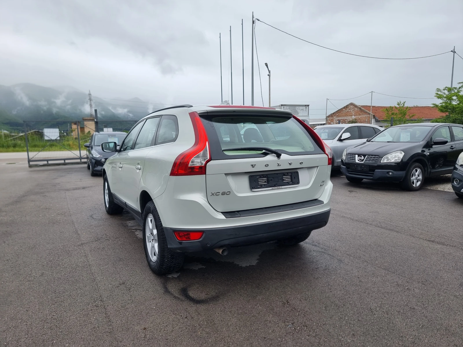Volvo XC60 2.4 D5, снимка 5 - Автомобили и джипове - 54589181