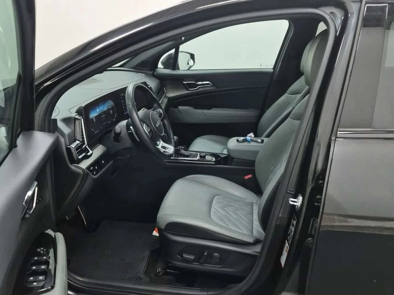 Kia Sportage, снимка 8 - Автомобили и джипове - 56687655
