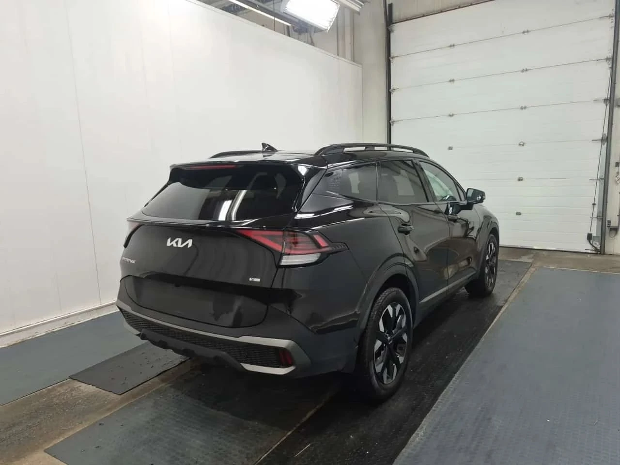 Kia Sportage, снимка 3 - Автомобили и джипове - 56687655