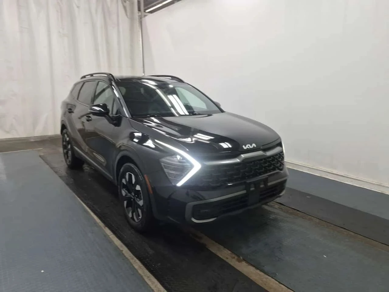Kia Sportage, снимка 2 - Автомобили и джипове - 56687655