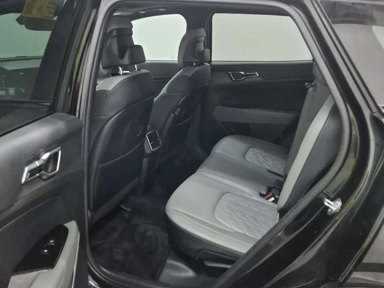 Kia Sportage, снимка 13 - Автомобили и джипове - 56687655
