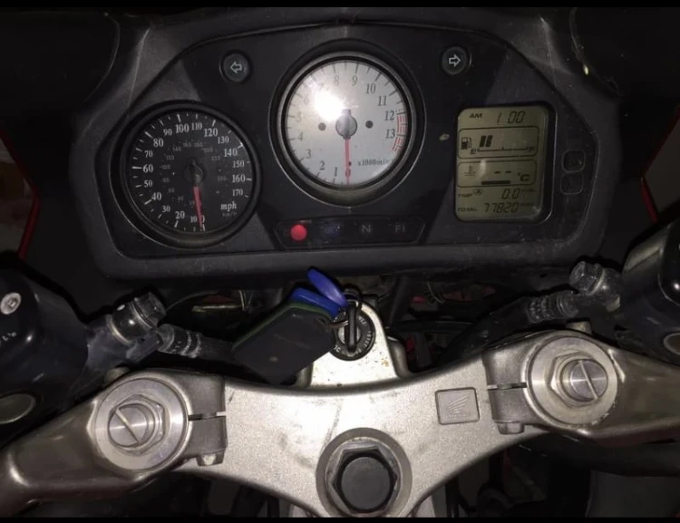 Honda Vfr VFR800F - изображение 4