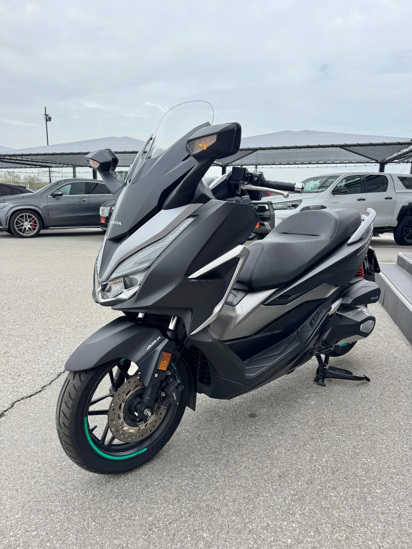 Honda Forza 350-ABS-TCS-LED-KEYLESS-ЕЛ.СЛЮДА, снимка 6 - Мотоциклети и мототехника - 54219312