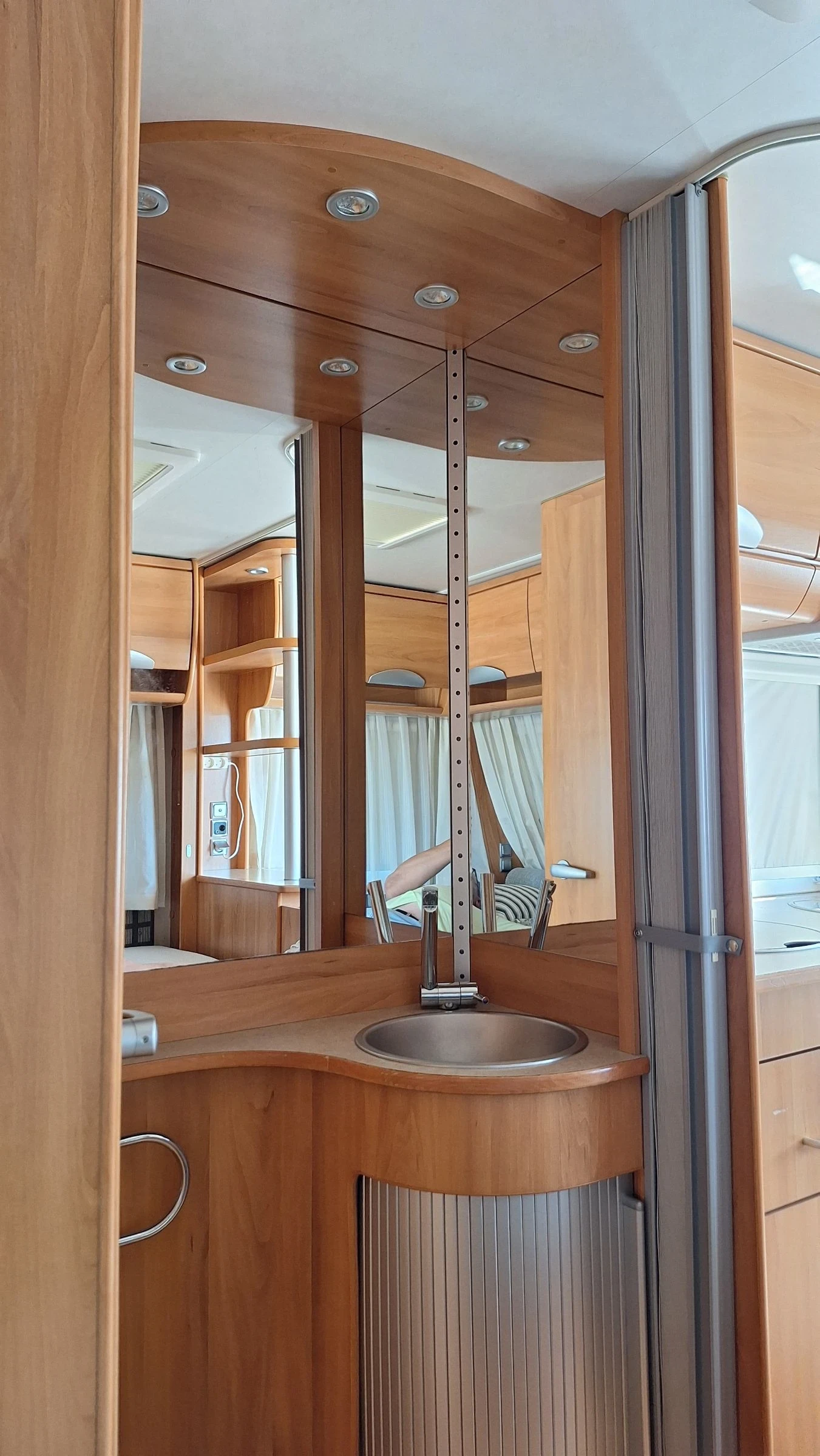 �������� HYMER / ERIBA 430 | Mobile.bg � ����������� 17