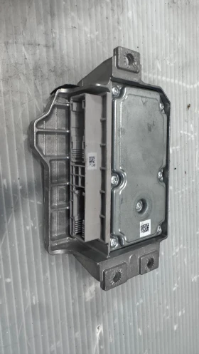     Airbag  /  /  a BMW E91 - 0285010062 / 9122500-01