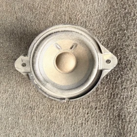 ����� �� �������� �� ��������� ���������� Bang Olufsen �� ���� Audi A4 A5 8T0035416-1407