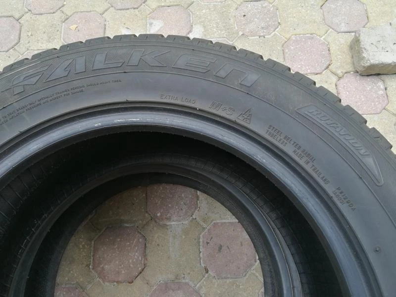 Гуми Зимни 235/55R17, снимка 13 - Гуми и джанти - 45863962